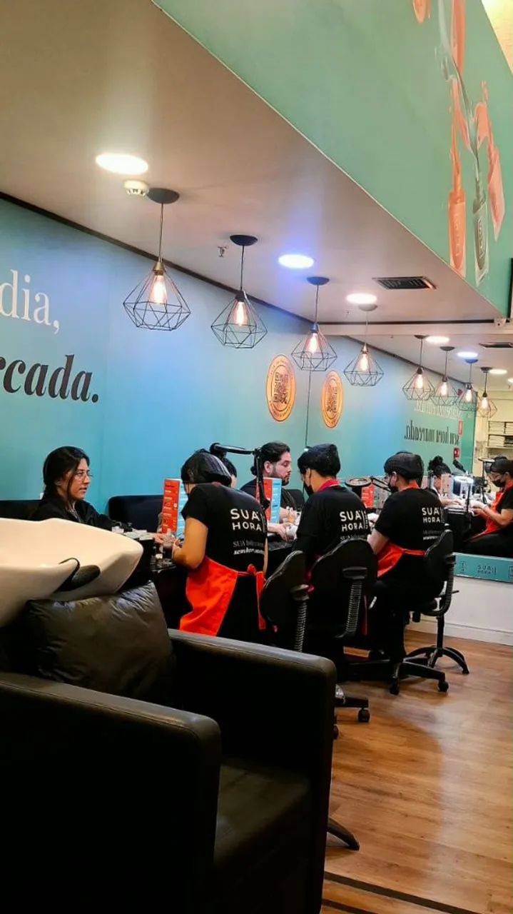 VAGA DE MANICURE / NAIL