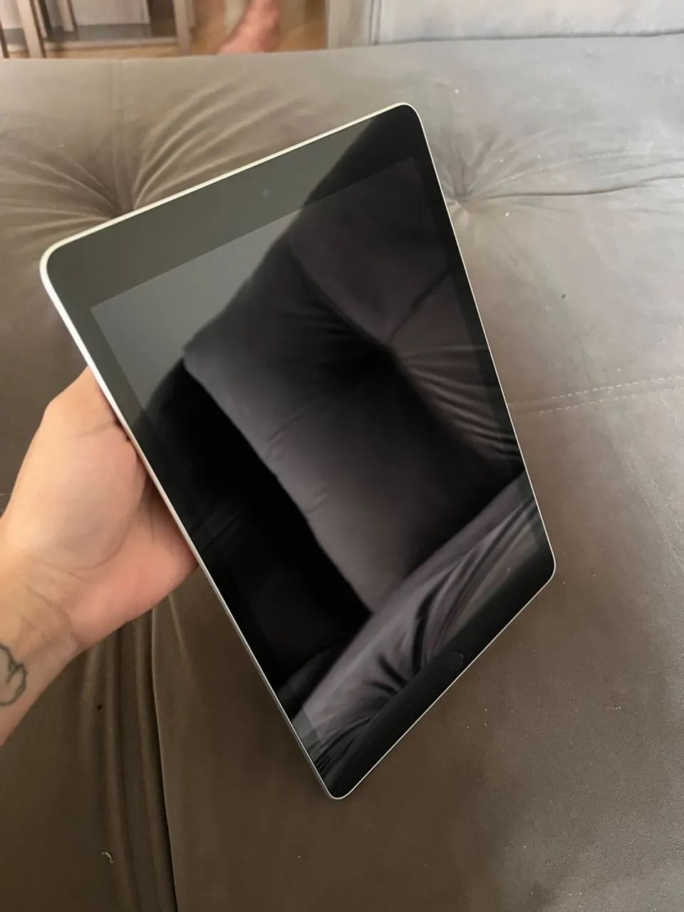 VENDO iPad 9ª GERAÇÃO - 64 GB + CAPA E TECLADO BLUETOOTH! - Foto 4