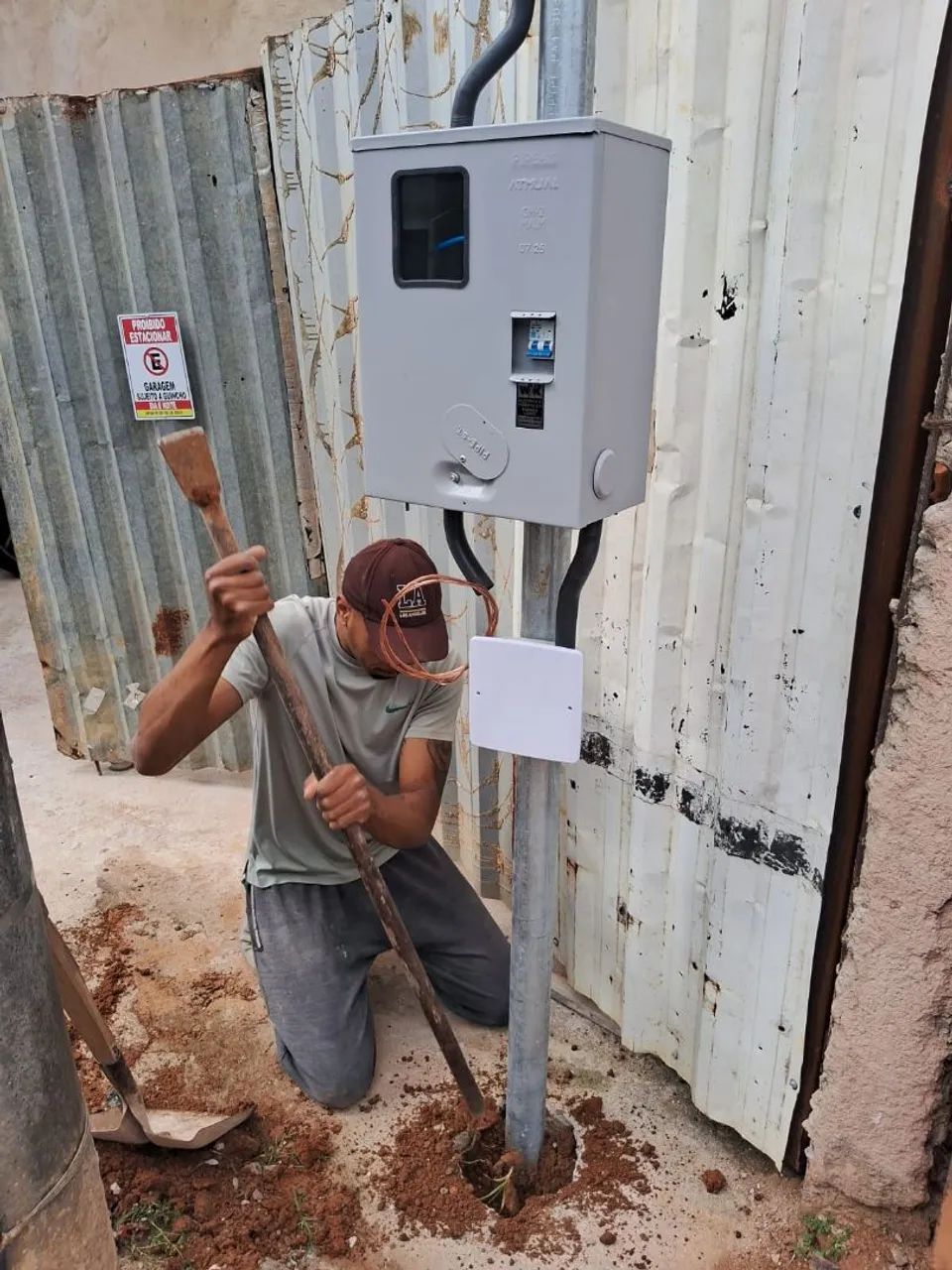 Elétrica, Pedreiro e Solda  - Foto 2