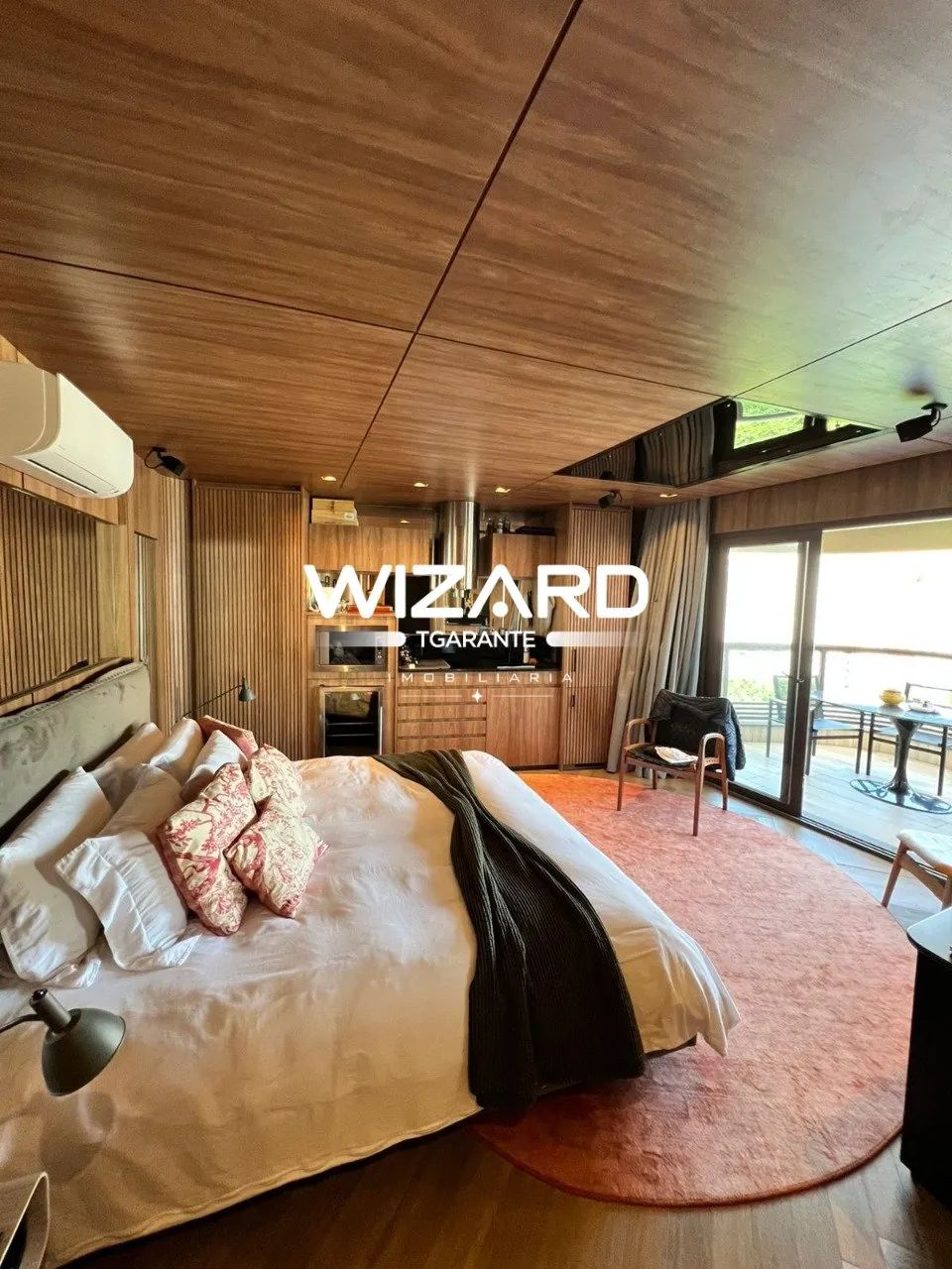 Studio Mobiliado no Itaim Bibi com 2 vagas - Pirinfarina By Cyrela