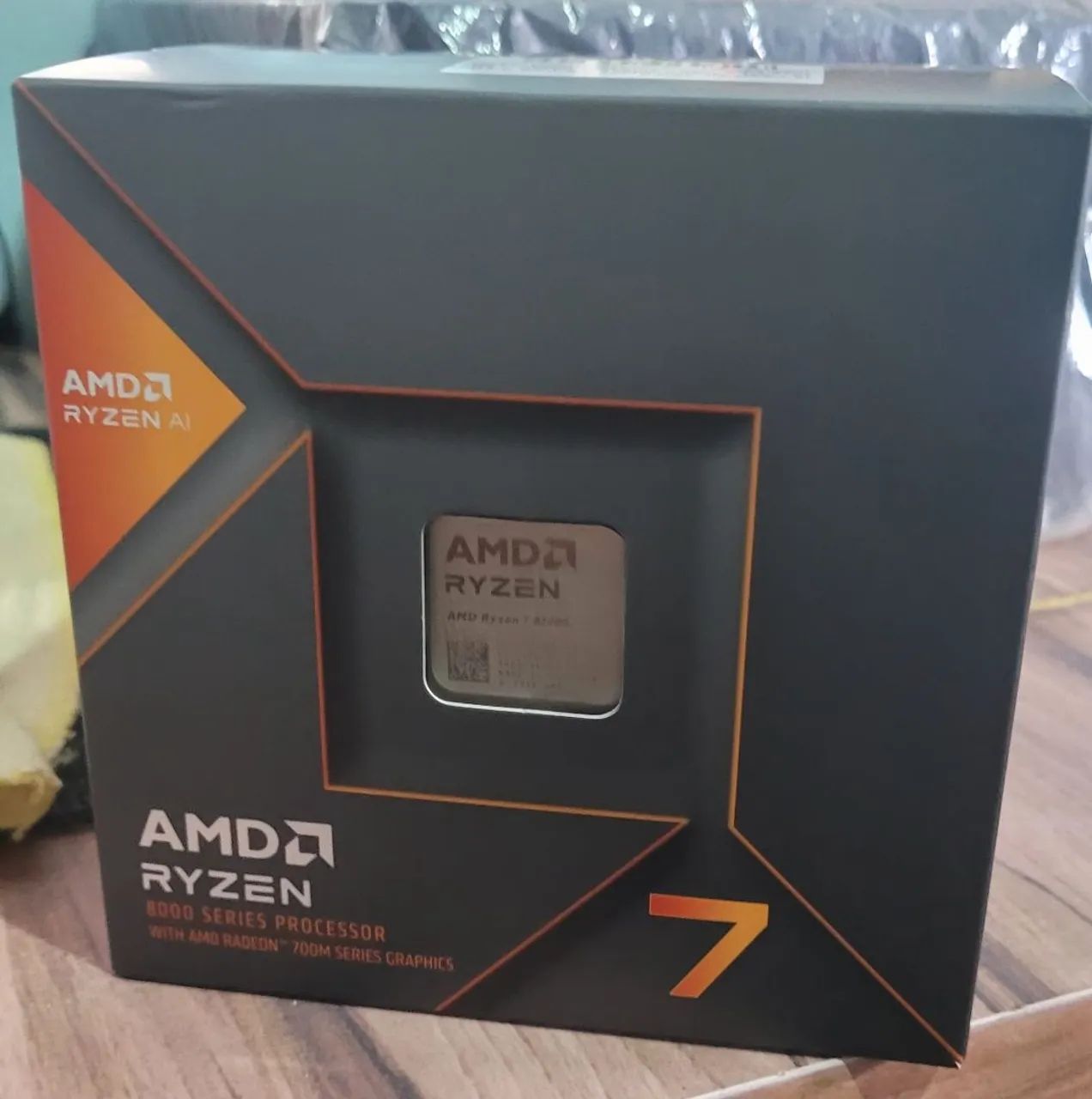 Processador AMD Ryzen 7 8700G - Foto 2