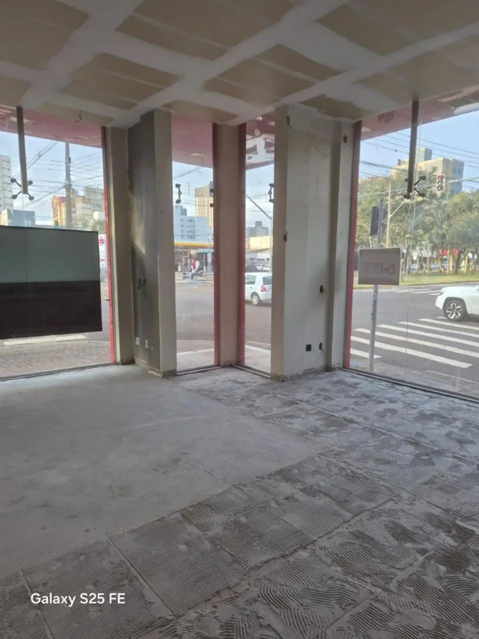 Sala Comercial Av. BRASIL  - Foto 2