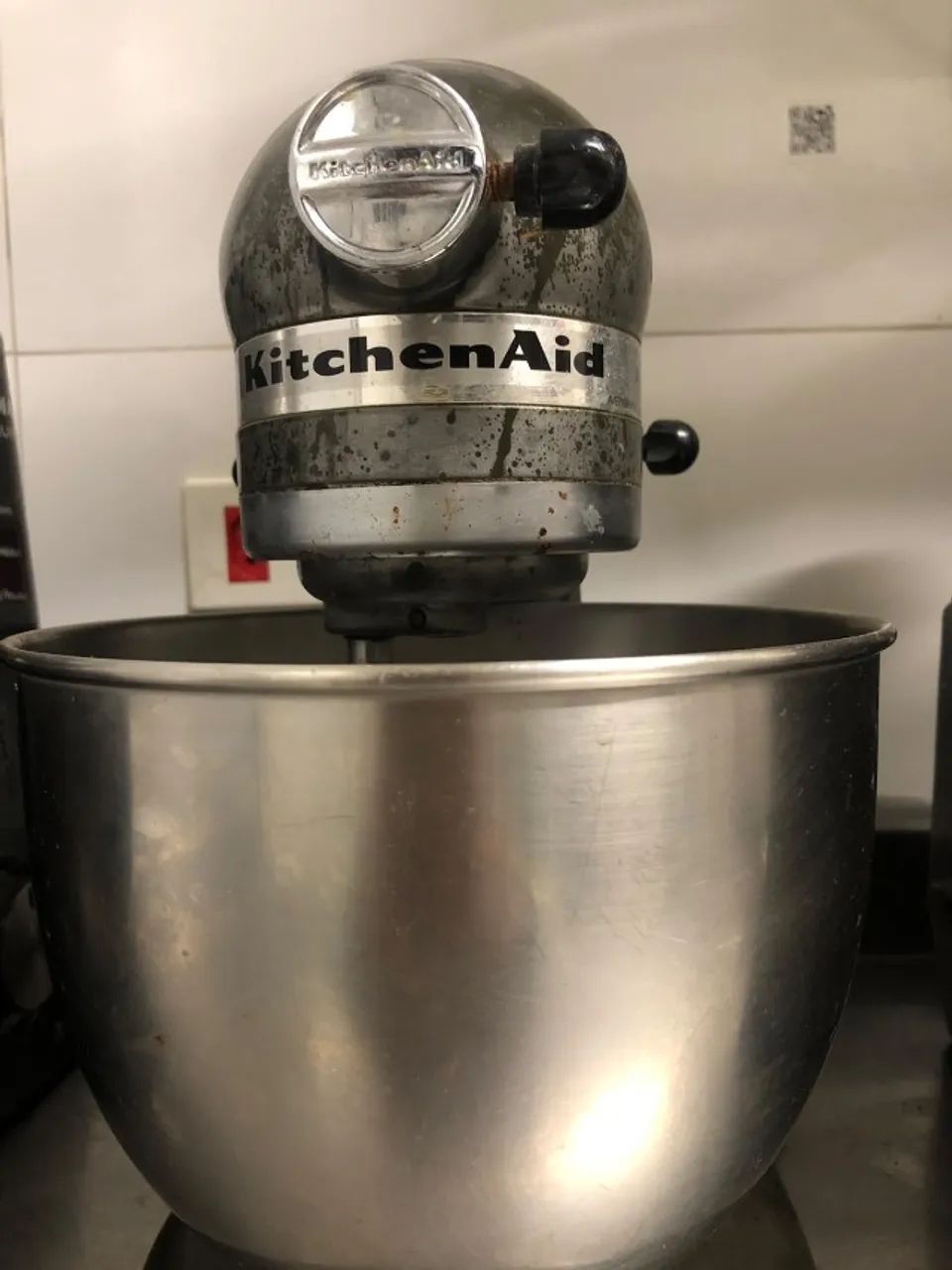 KitchenAid Batedeira 4.8L - Usada - Com taça e batedor - Foto 2
