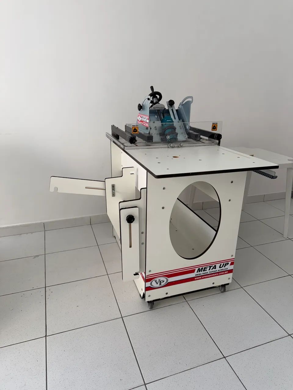 Vendo Empresa de Itens em Acrílico com todo o maquinário  - Foto 3