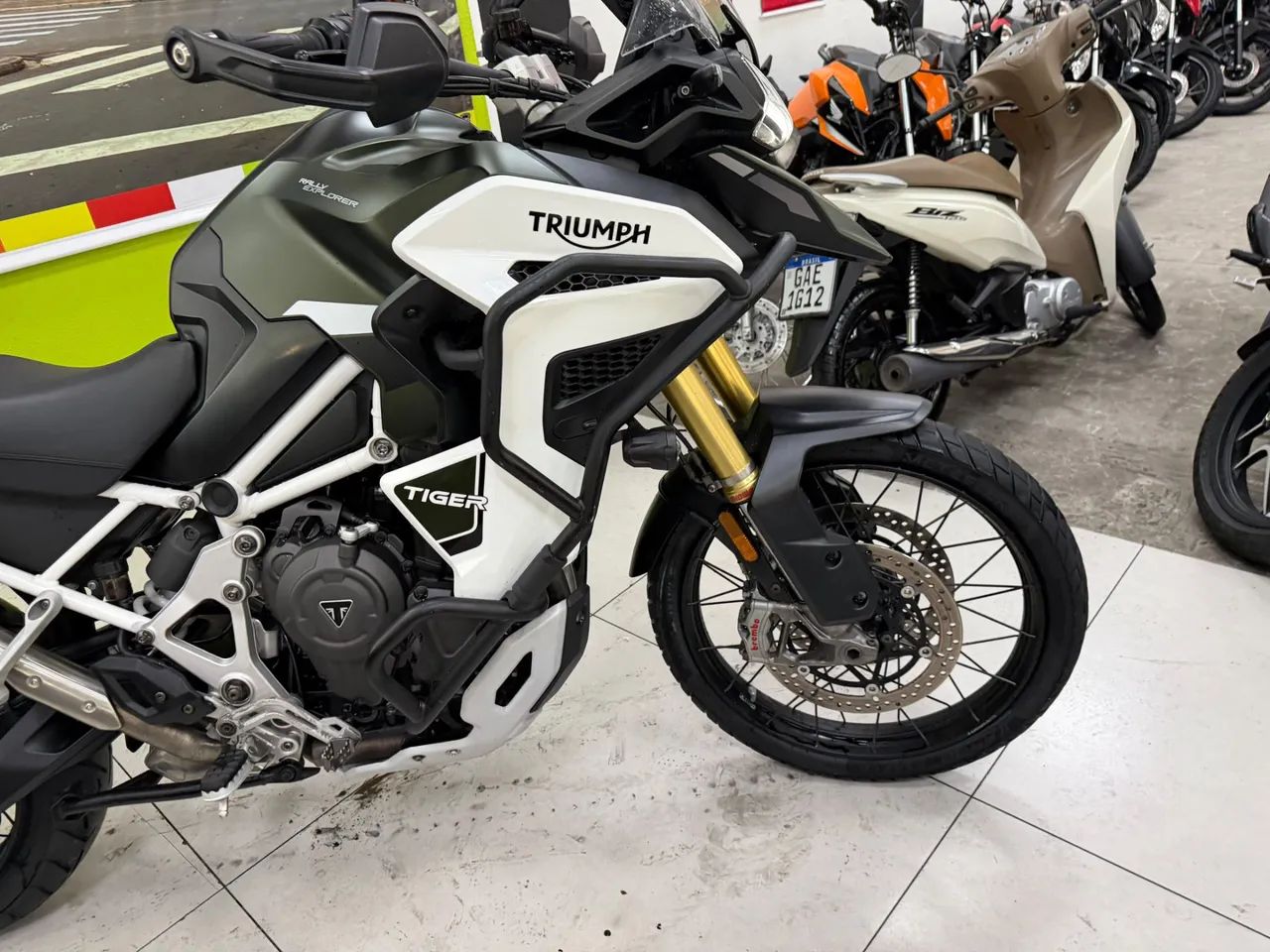 TRIUMPH TIGER 1200 RALLY EXPLORER - Foto 4