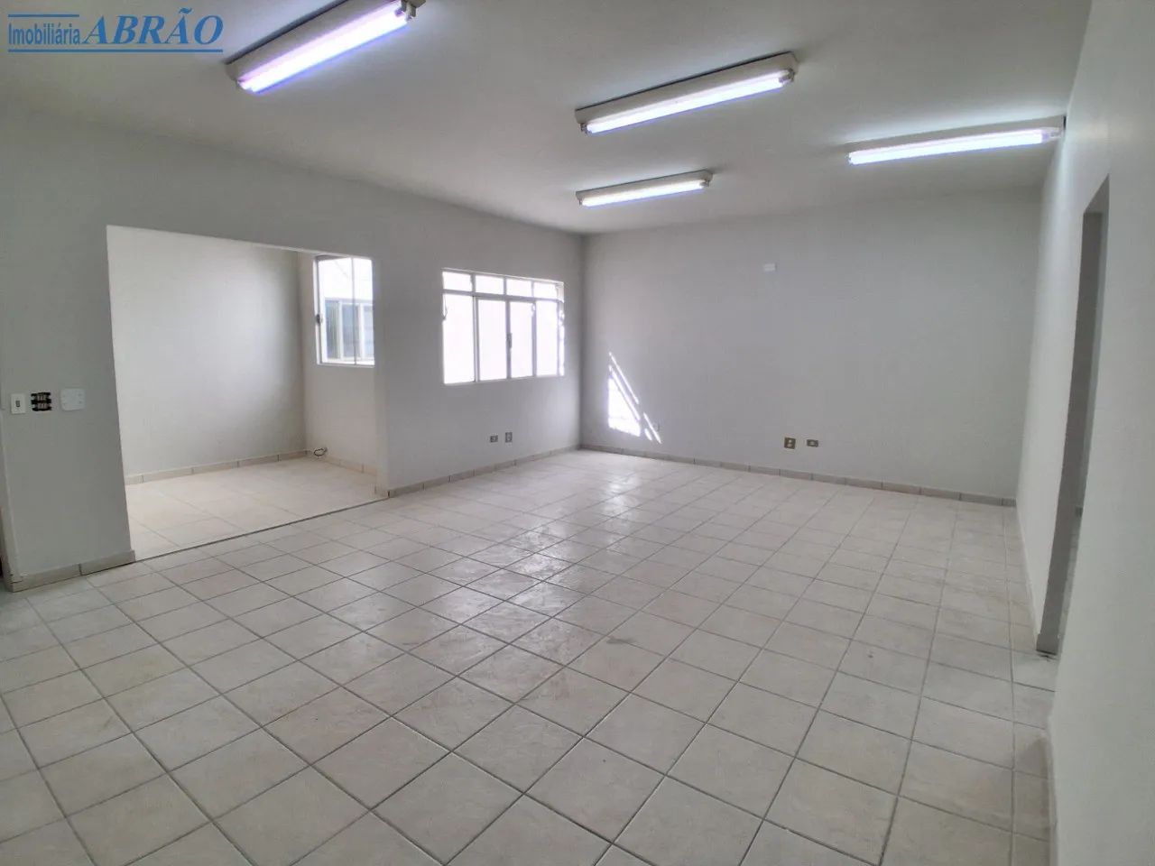 Sala para alugar em Zona 01 Centro, Maringá-PR - Foto 4
