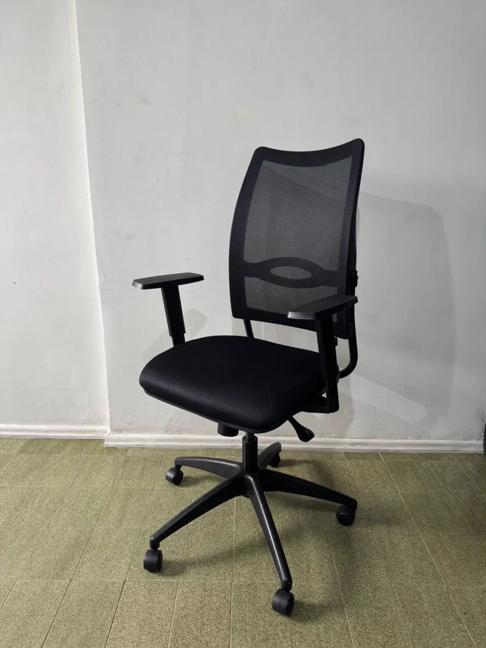Cadeira Omp para seu escritório  - Foto 5