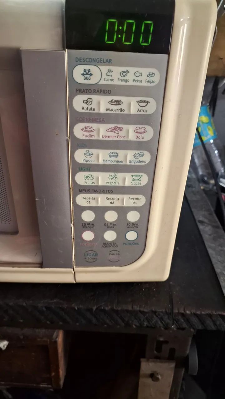 Micro-ondas Electrolux 23 litros 220v  - Foto 2