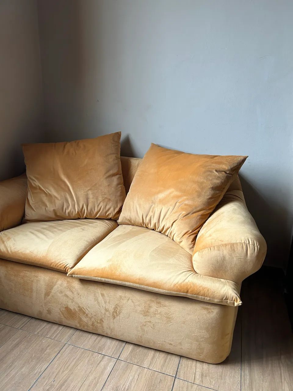 Sofá 2 lugares laranja/amarelo