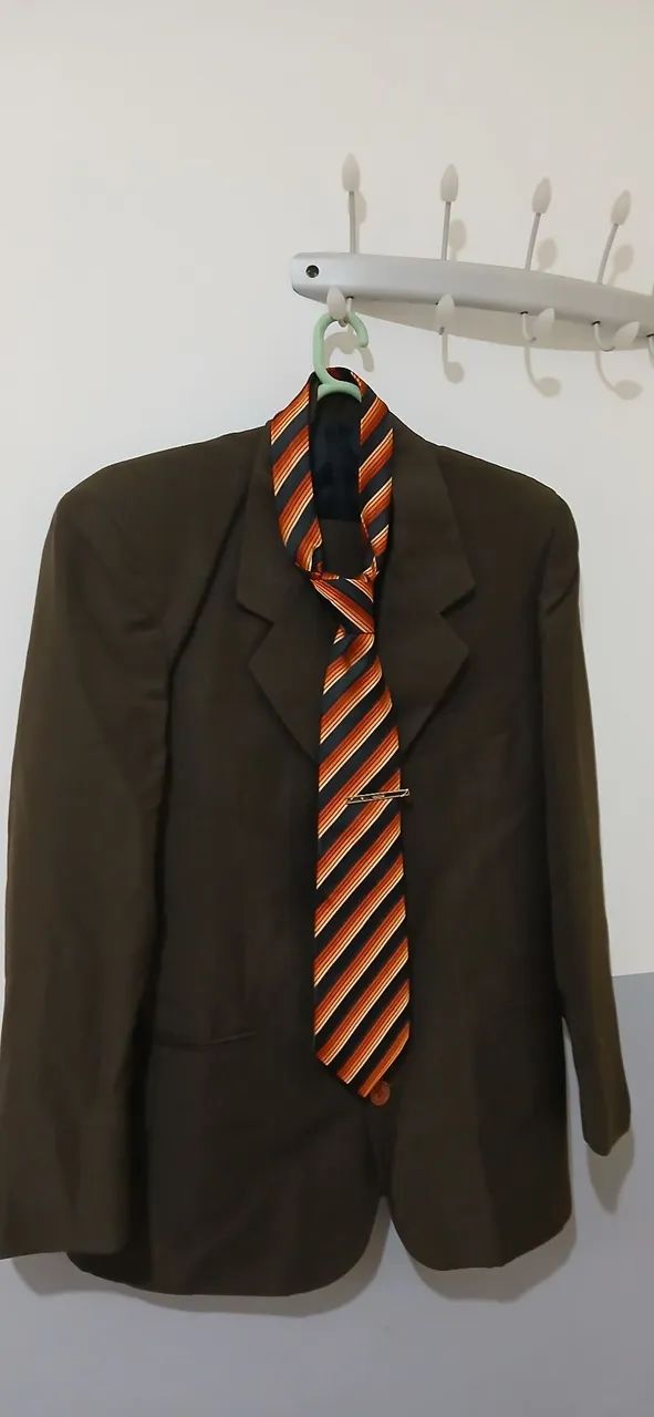 Vendo terno masculino com gravata e camisa - Foto 5
