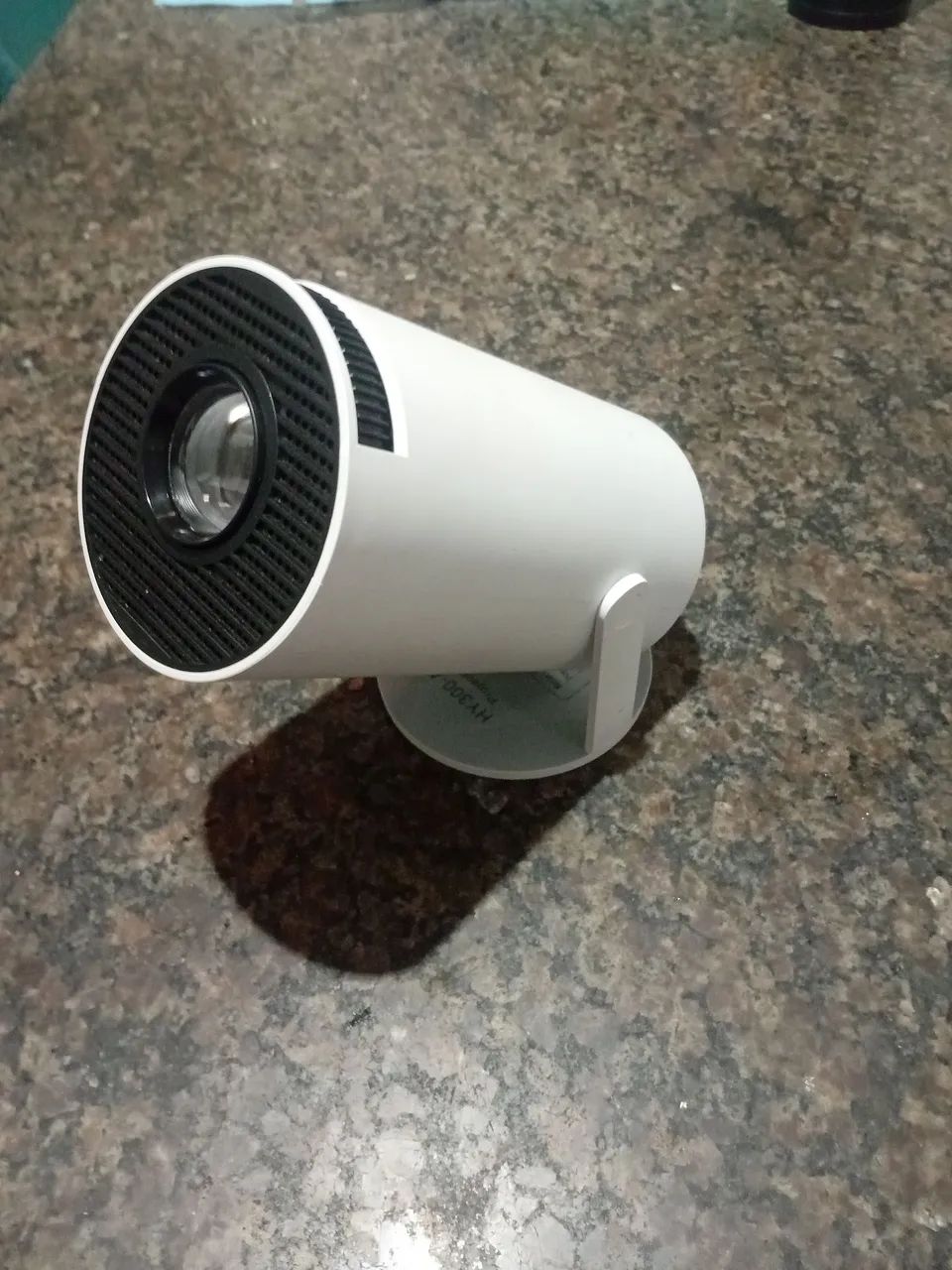 Projetor HY 300 