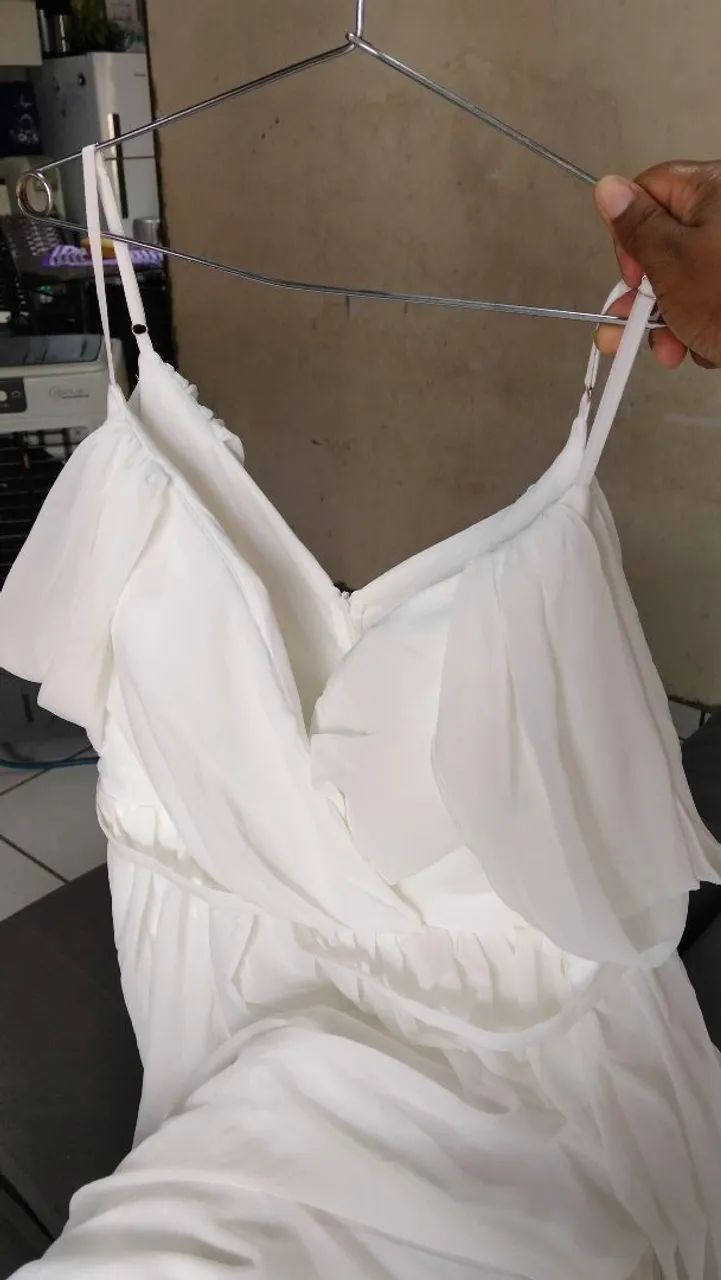 Vestido de noiva NUNCA USADO  - Foto 3