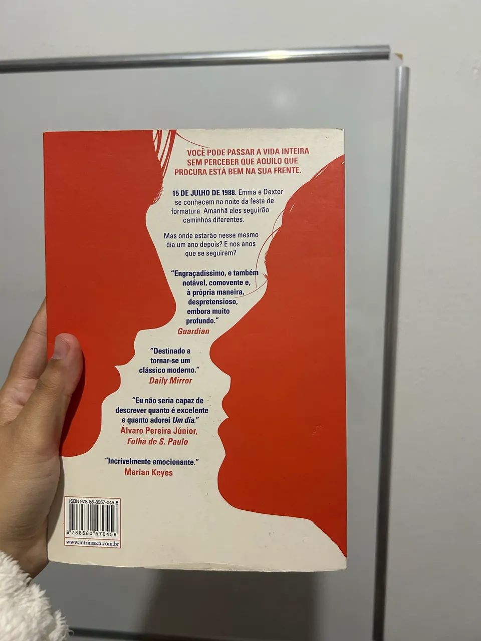 livro: um dia  autor: david nicholls - Foto 2
