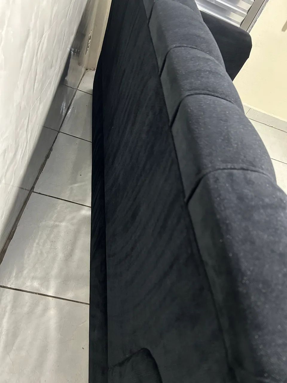 Vendo sofá em ótimo estado /cor preto  - Foto 3