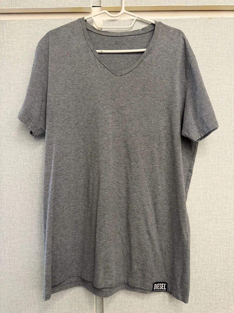 Camiseta gola V Diesel original (G) 