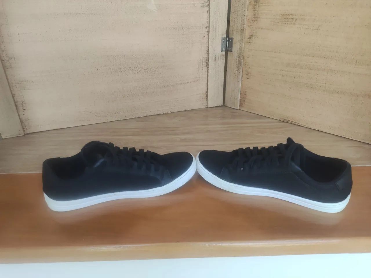Tênis Calvin Klein preto n 38 - Foto 3