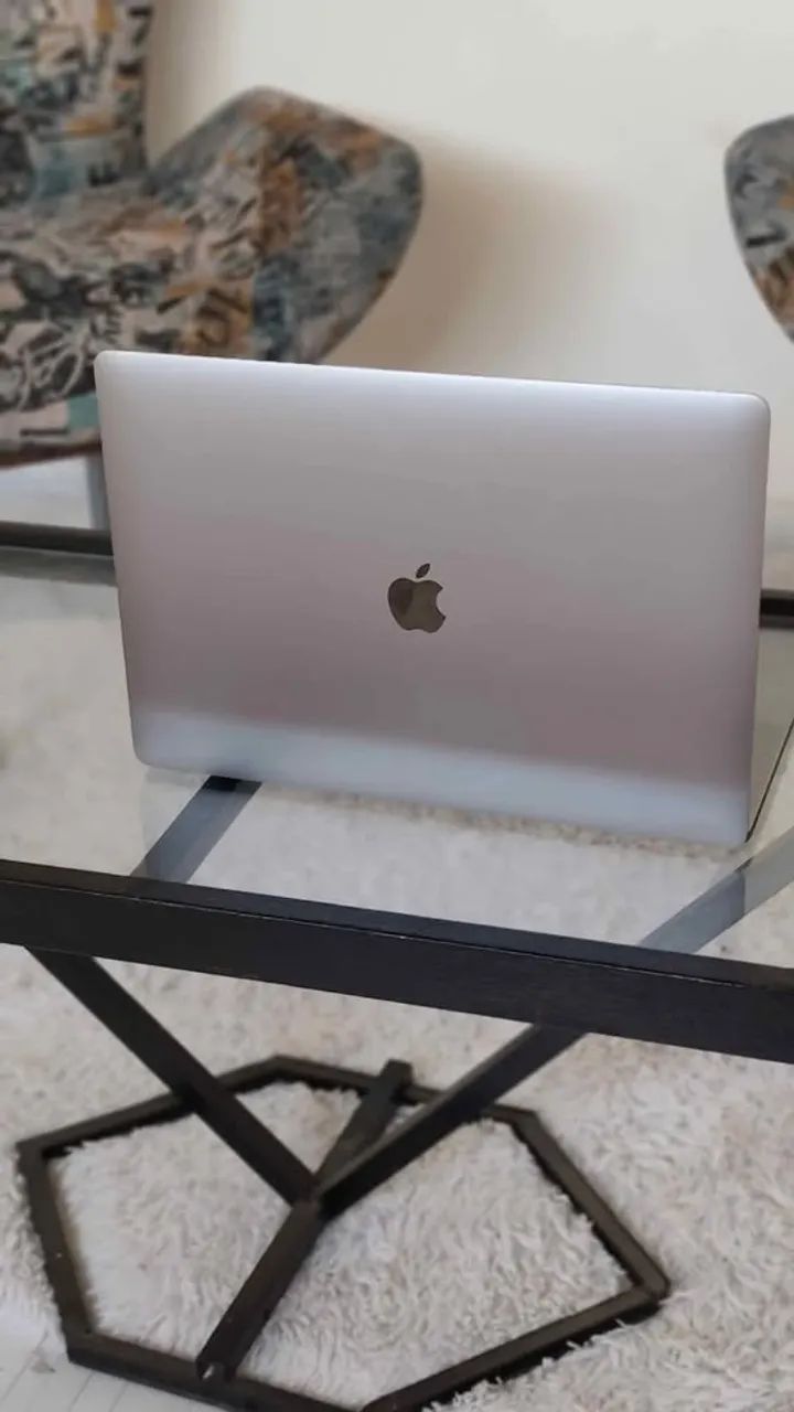 MacBook Pro 13