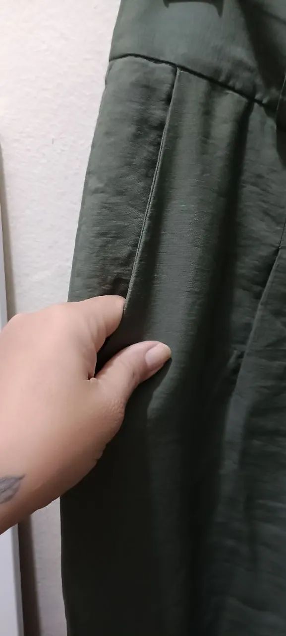 Calça da sacada,  veste 42, novo - Foto 5