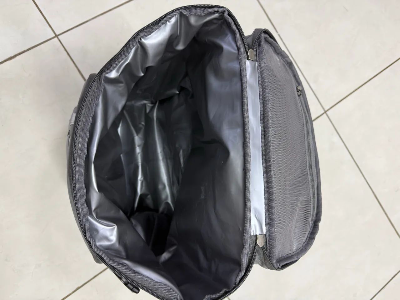 Mochila Térmica Cooler para 35 latas 65562824466818121