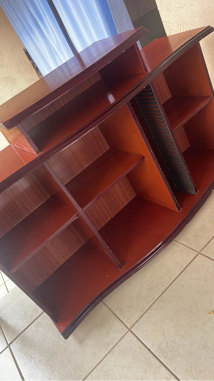Rack/Estante de madeira antigo