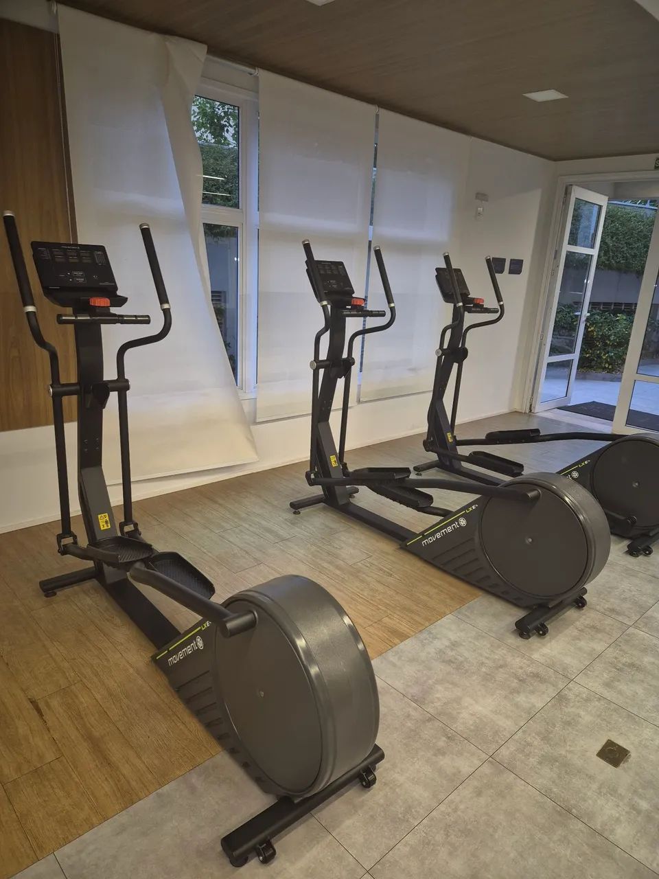 Elíptico movement lxe g4 semi novo