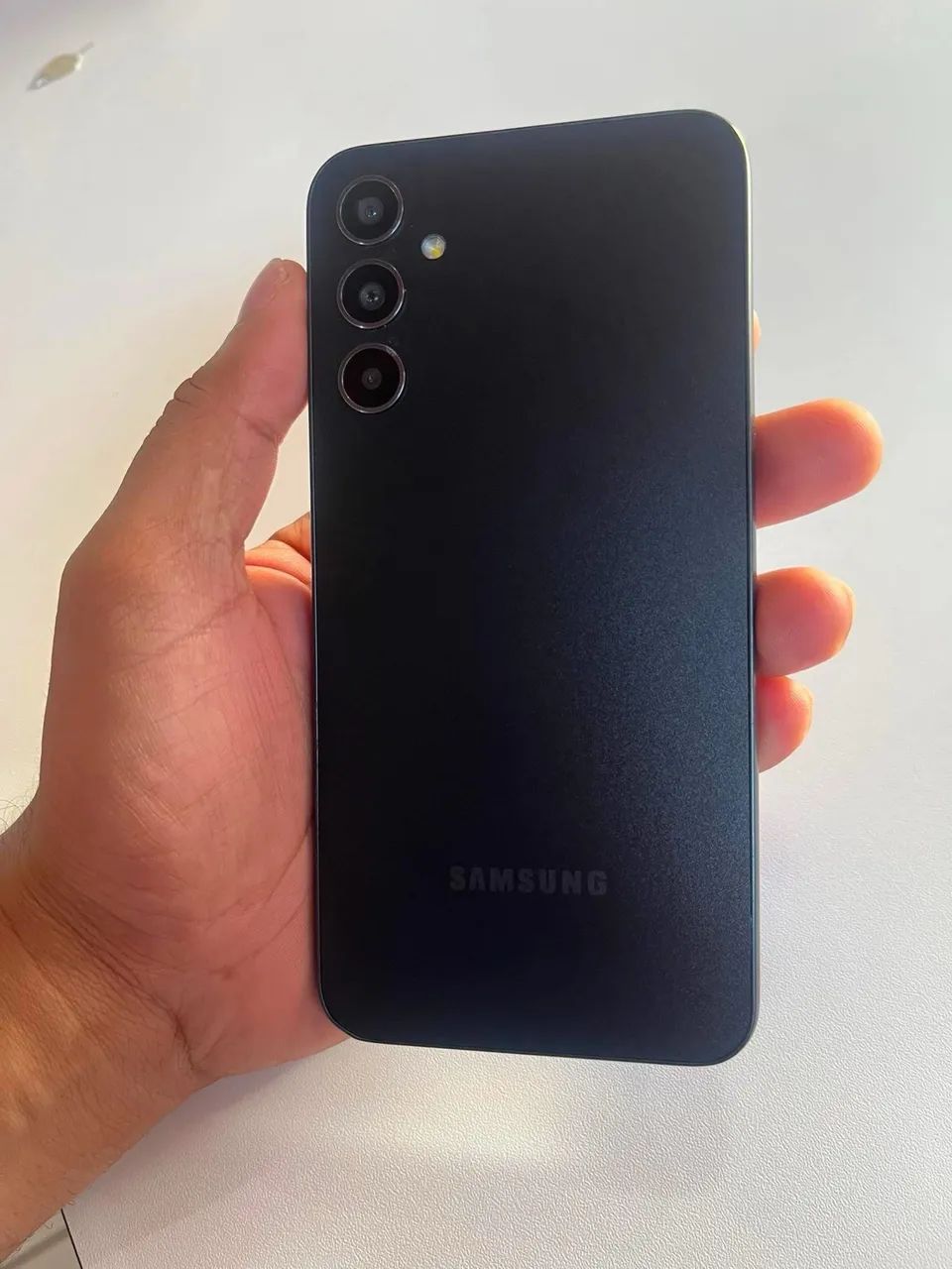 Vendo Samsung Galaxy A34 em perfeito estado  - Foto 3