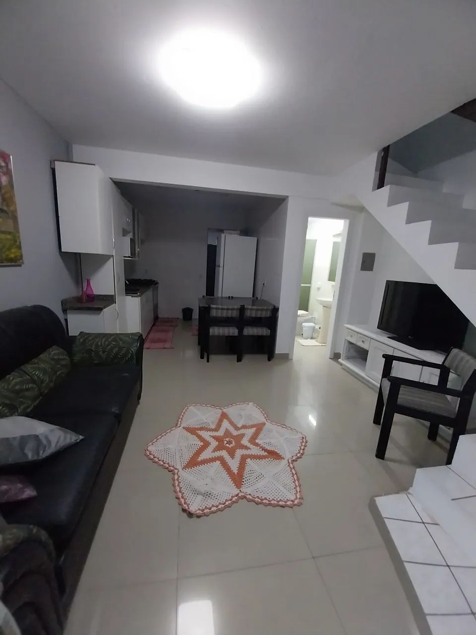 CASA COM EDICULA VARGEM BOM JESUS 
