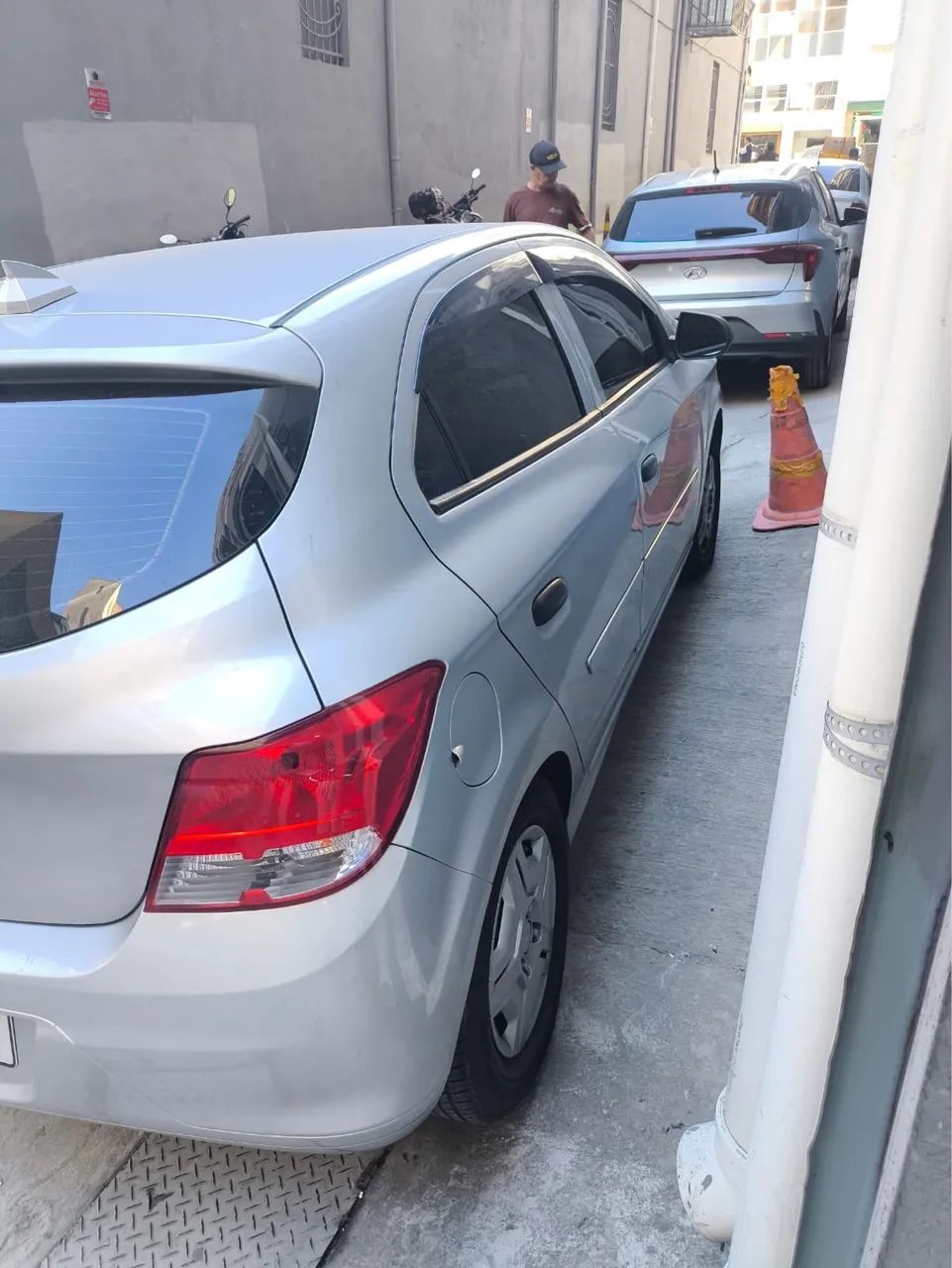 Chevrolet Onix ONIX HATCH Joy 1.0 8V Flex 5p Mec. 2018