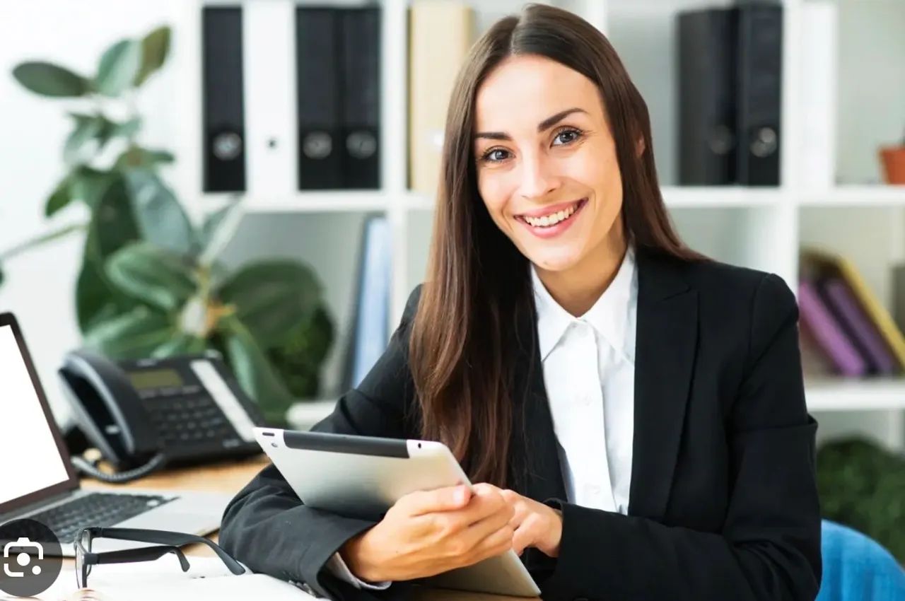 Auxiliar administrativo 
