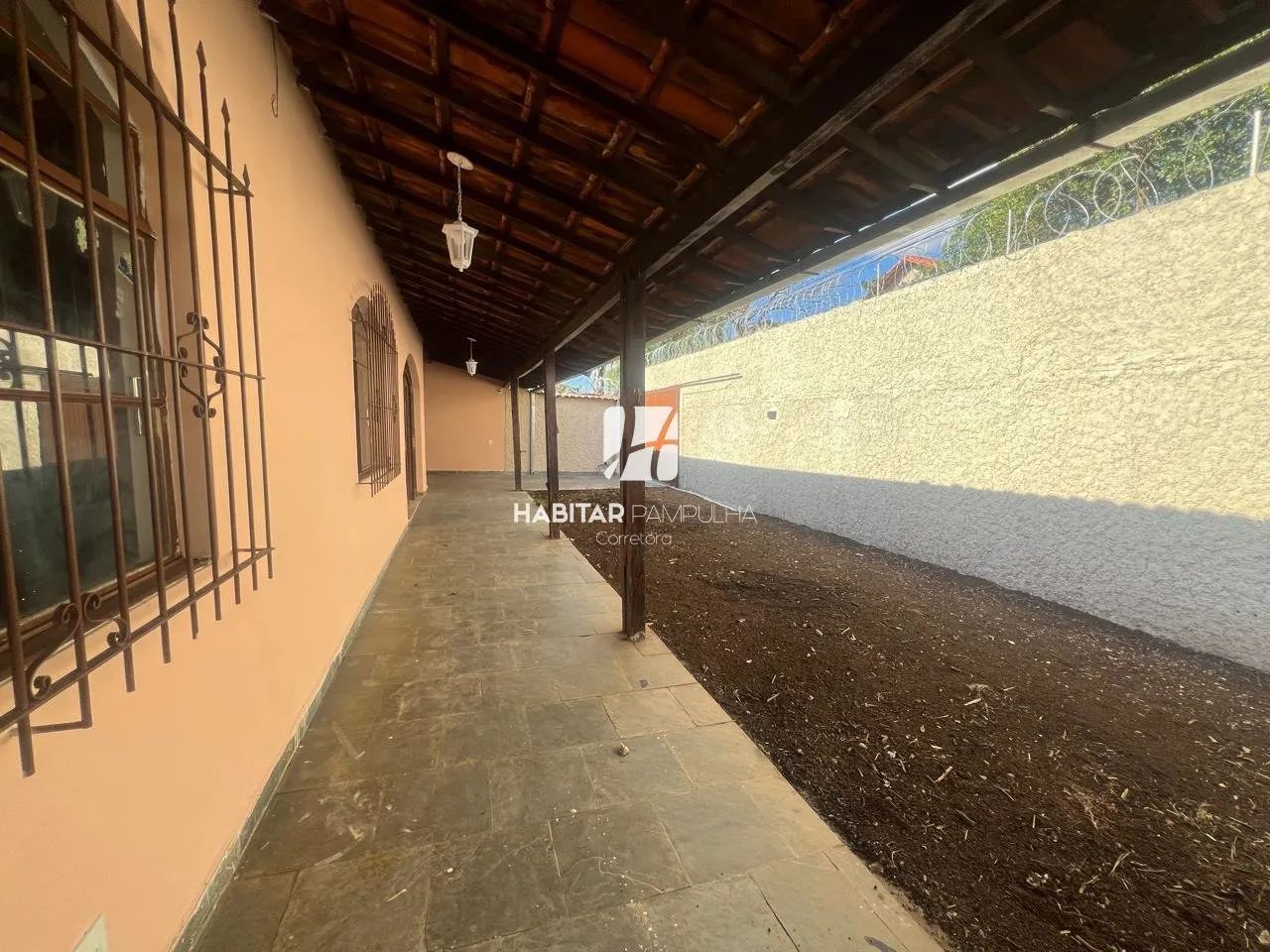 Casa com 3 Quartos para locação lote 360m²