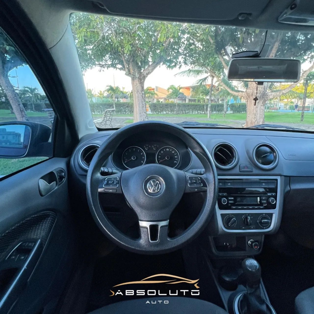 Volkswagen Voyage 2015 photo 5