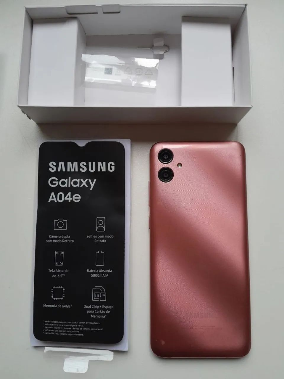 OPORTUNIDADE:Samsung Galaxy A04e - Foto 2