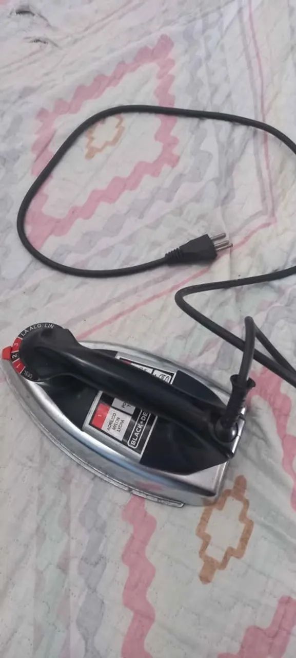Ferro de passar black & decker