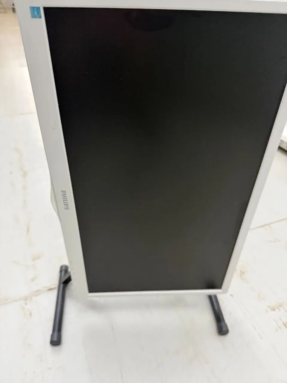 Monitor branco - Vertical/Horizontal - Philips 21,5" - HDMI/VGA 