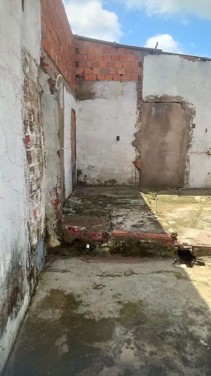 TERRENO TODO MURADO COM PISCINA  - Foto 4