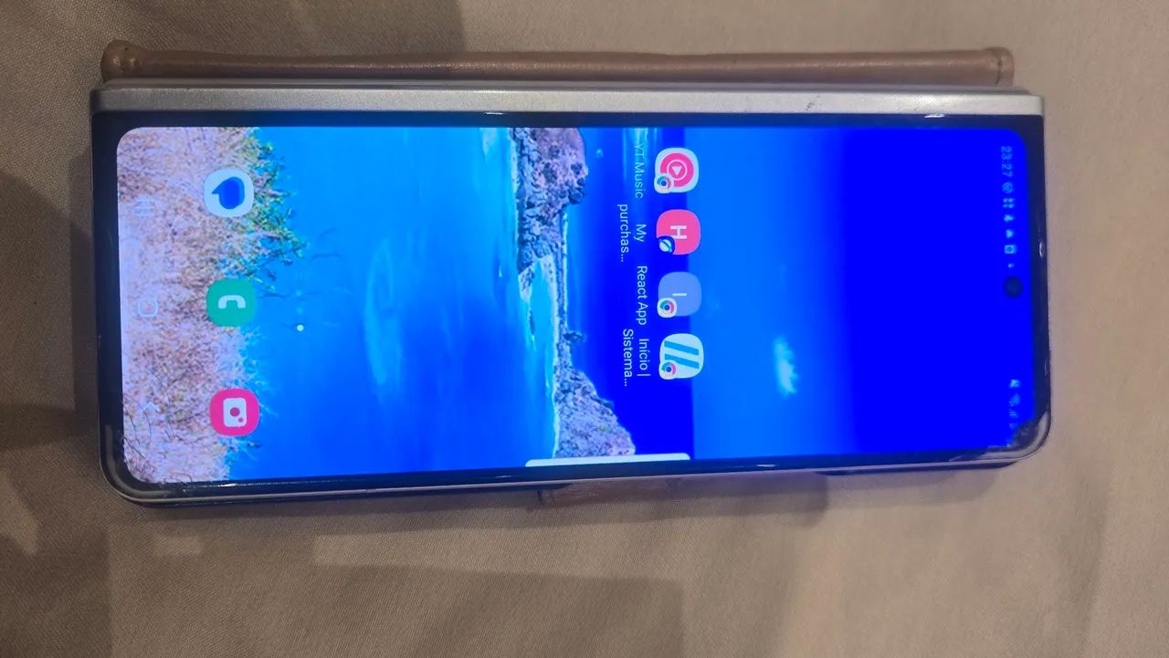 Samsung Galaxy Z Fold3 5G - Funcionando - Tela com avarias