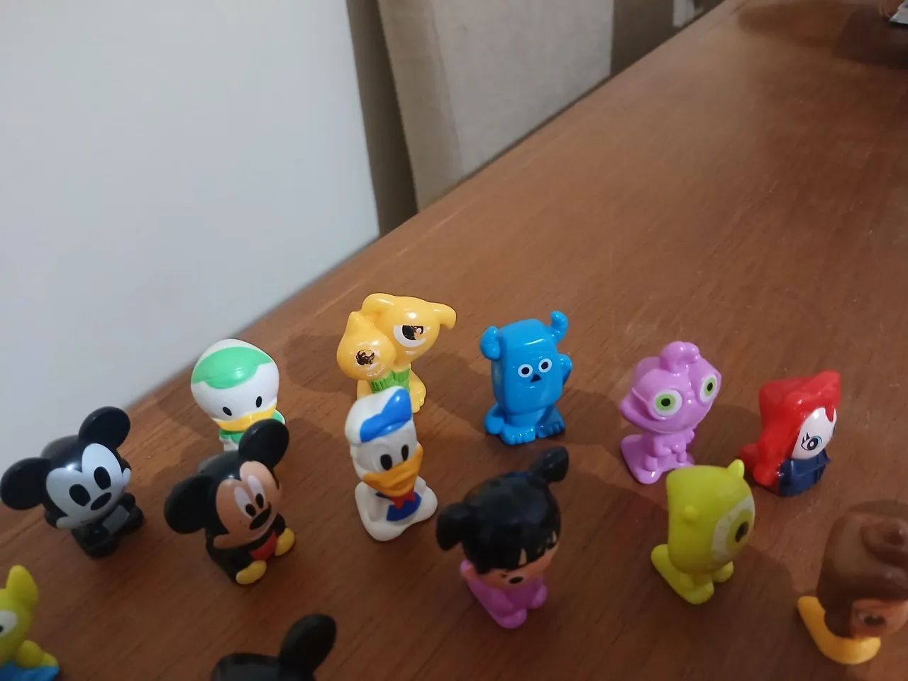 Lote Miniaturas Disney Gogos  - Foto 2