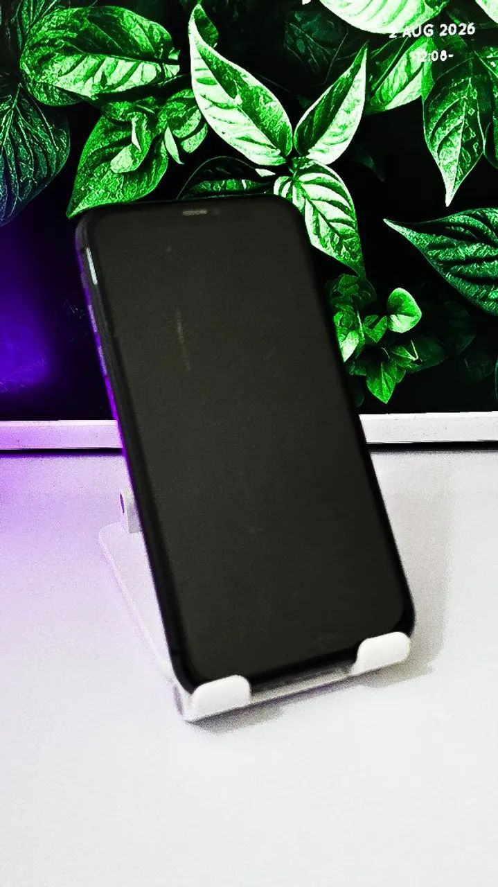 iPhone 11 (128GB)  - Faça sua proposta - Foto 2