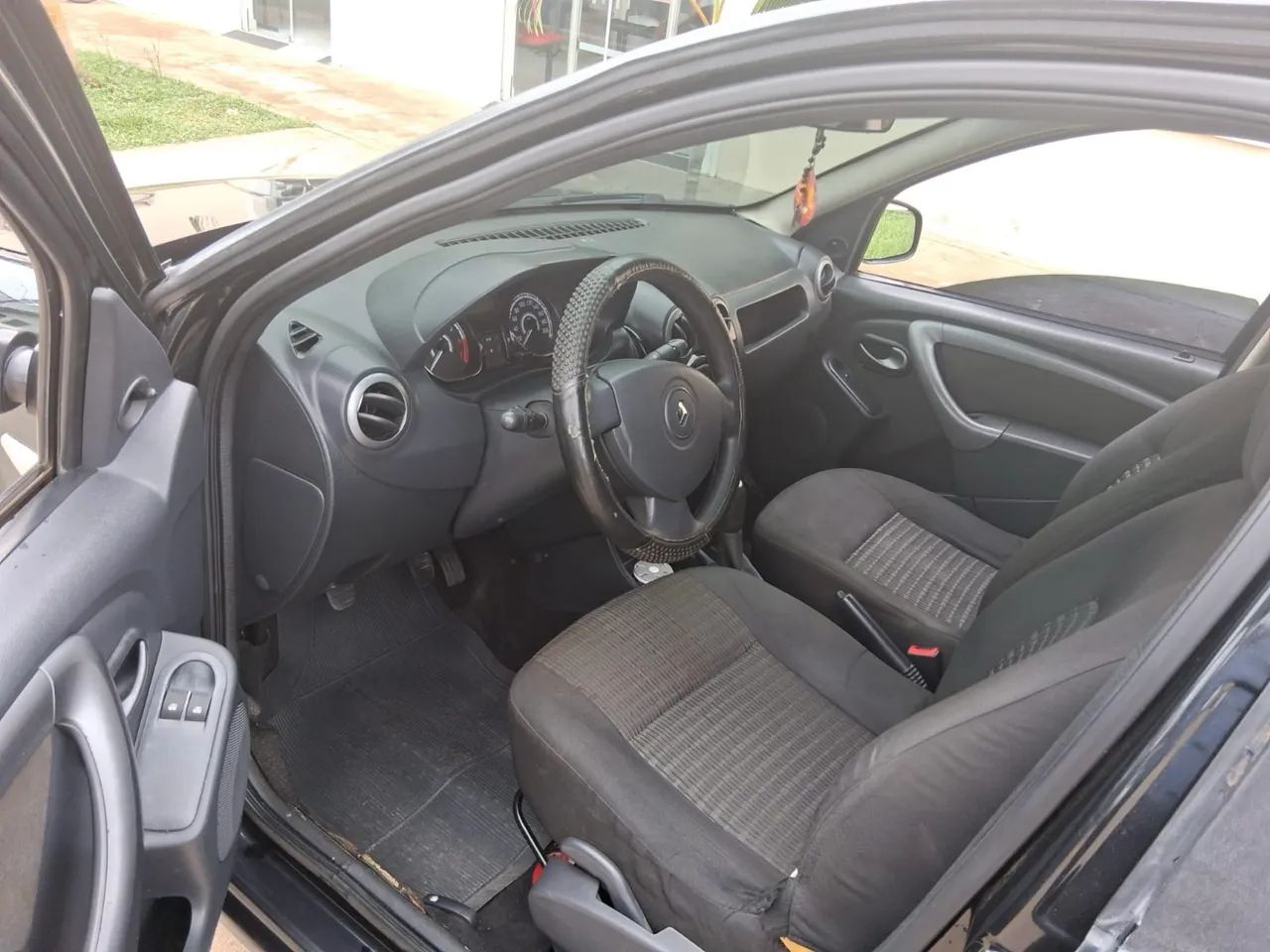 Renault Sandero Expression Hi-flex 1.6 8V 5P 2013 - Foto 2