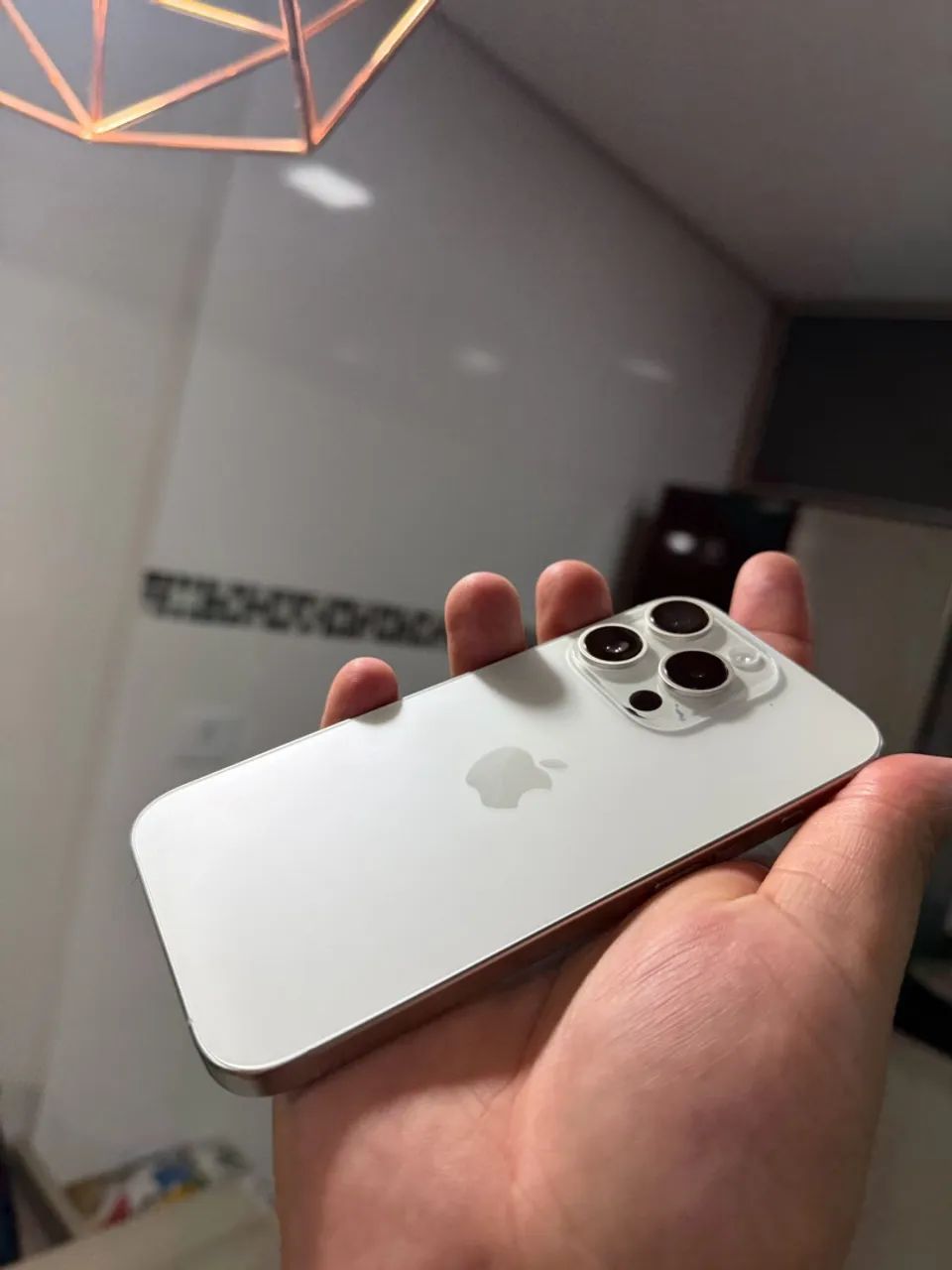 iPhone 15 pro Branco 128gb