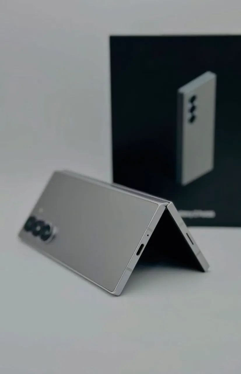 SAMSUNG GALAXY Z FOLD 6 512GB/ 12GB DE RAM  - Foto 3