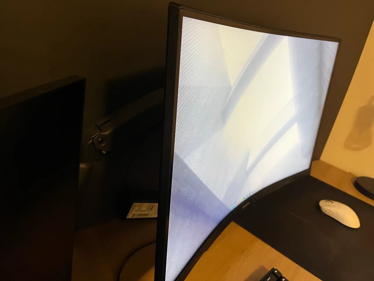 Monitor Samsung g5 odyssey 165 Hz - Foto 3