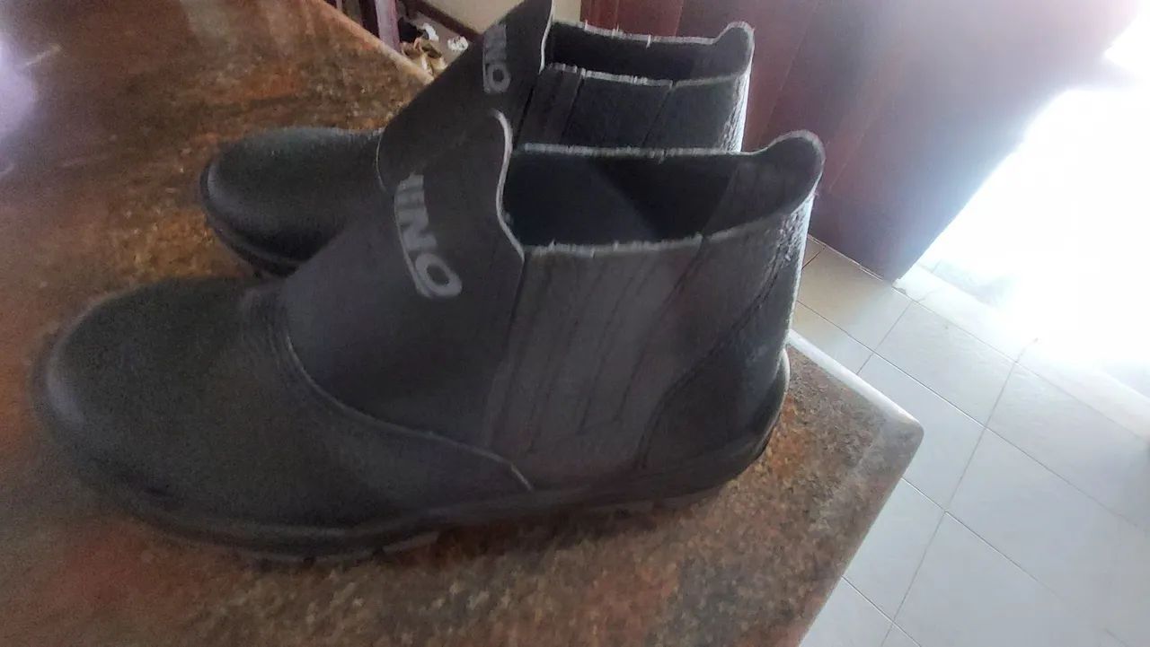 Bota de segurança N.39 - Foto 2