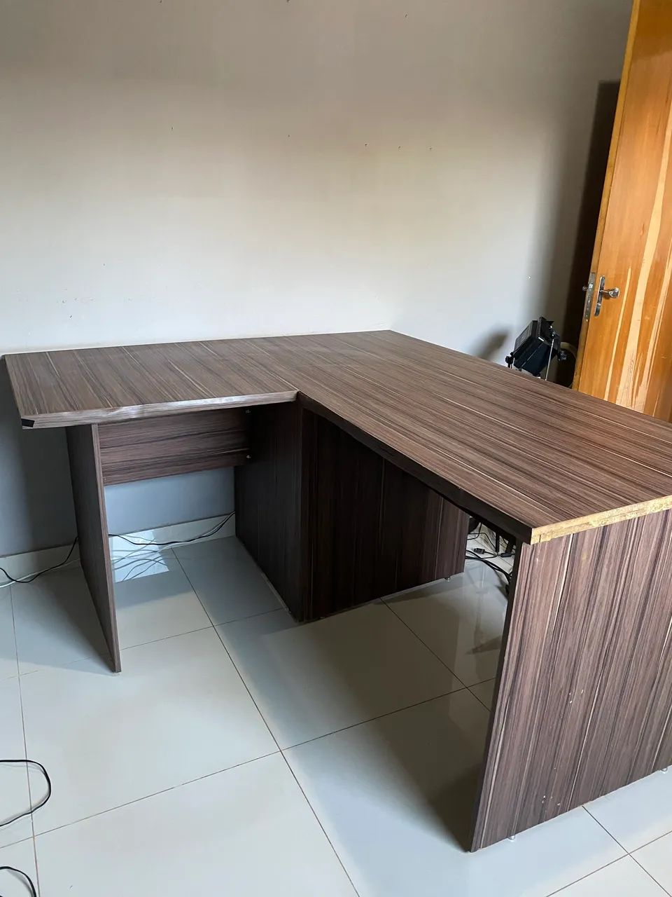 Mesa grande para escritório  - Foto 3