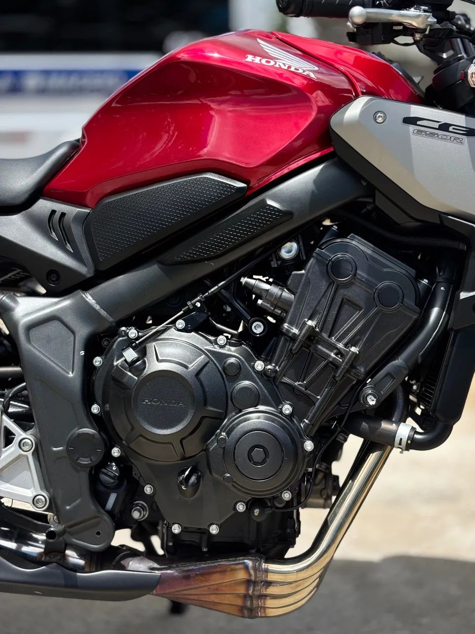 HONDA CB 650R 2024 - Foto 3