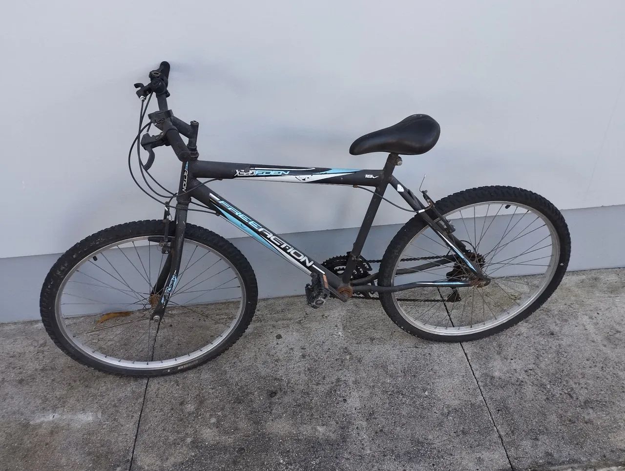 Vendo bicicleta masculina - Foto 2