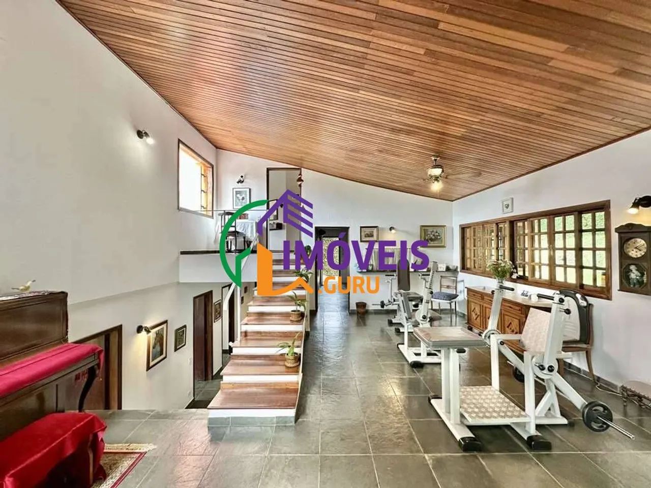 CASA ASSOBRADADA - VILA SANTO ANTÔNIO - SP