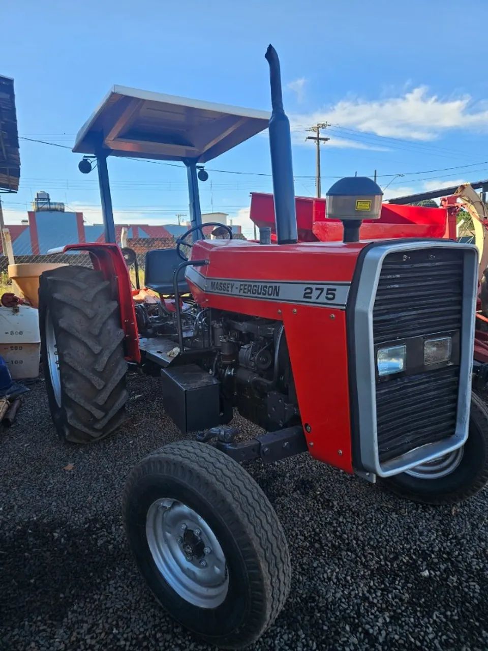 Trator MF 265 com redutor