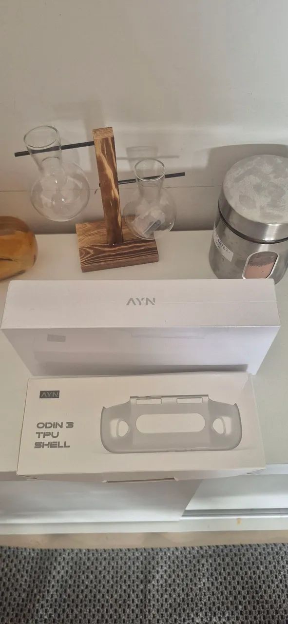 Console Ayn Odin 3 16gb Ram 512gb Armazenamento - Rainbow