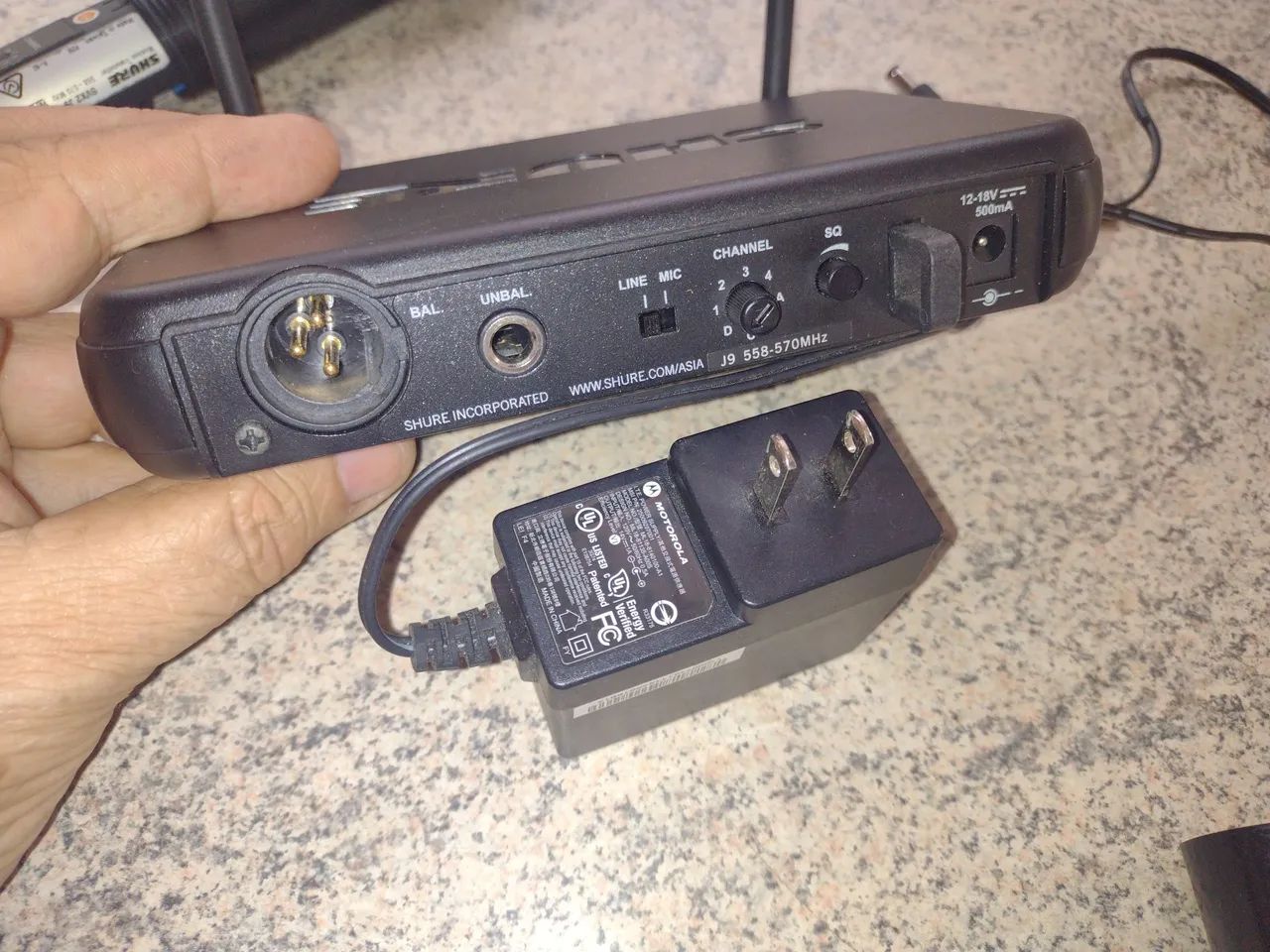 MICROFONE SEM FIO SHURE SVX4  - Foto 5